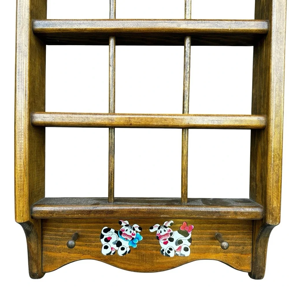 The Unbranded Brand vintage wooden